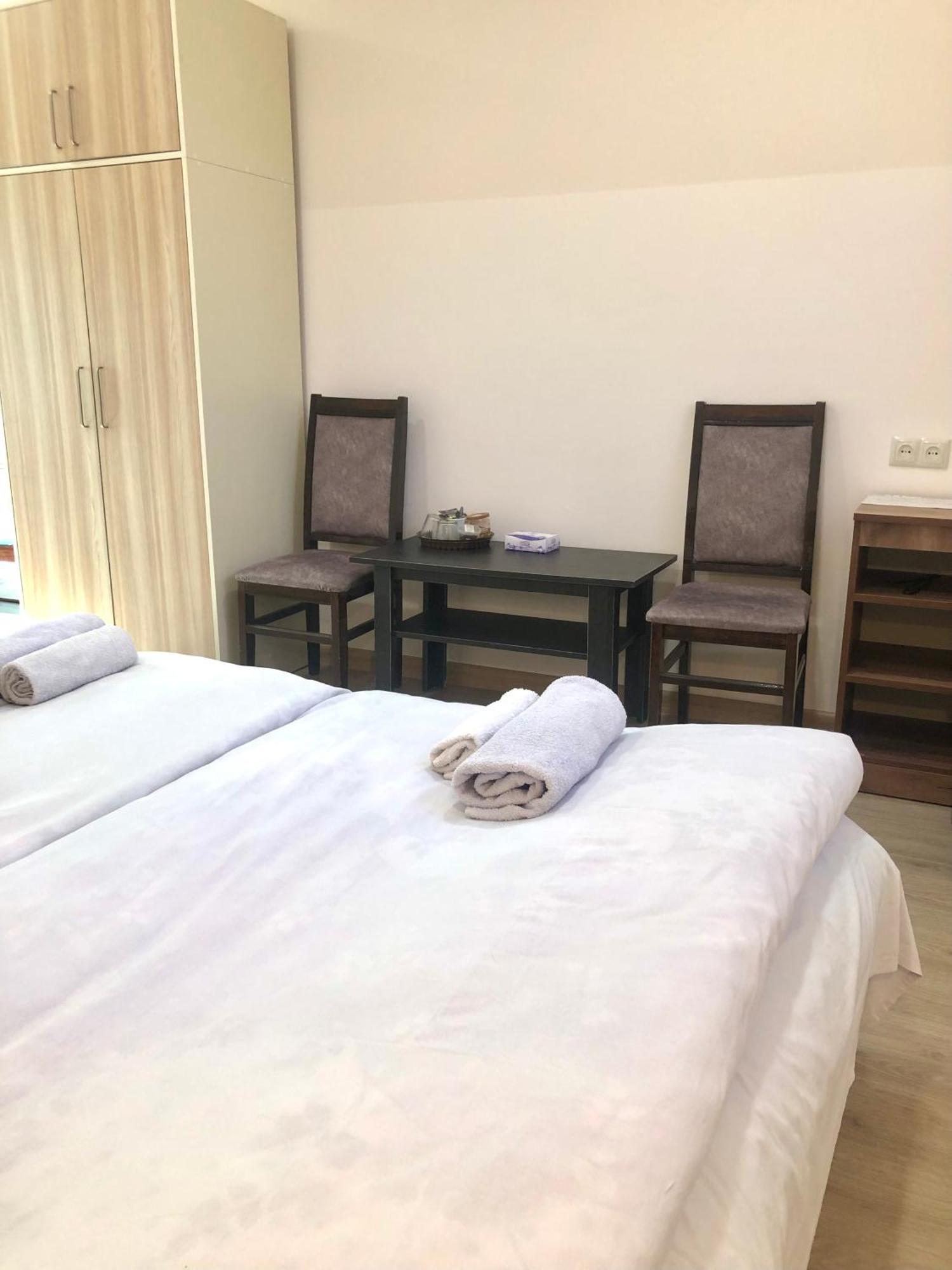 Guest House Anahit Ijevan Exterior photo