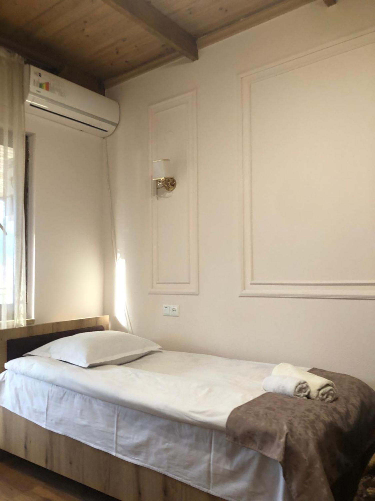 Guest House Anahit Ijevan Exterior photo
